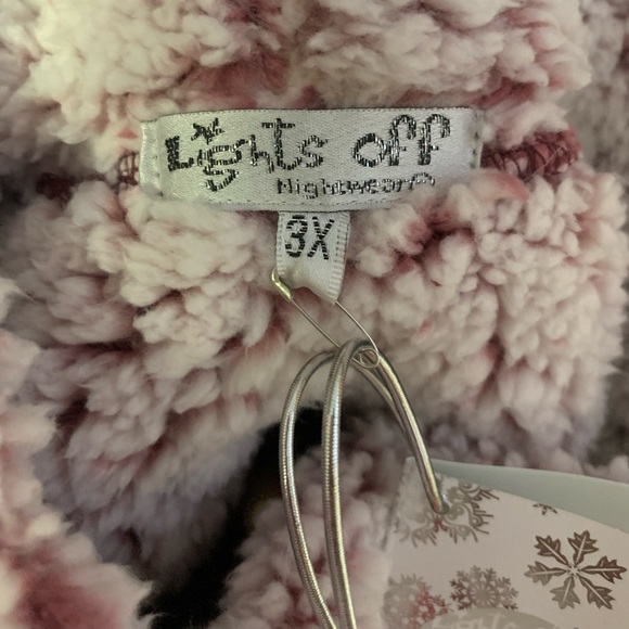 NWT Lights Off Nightwear Fuzzy Cowl Neck Teddy Long Sleeve Pull Over - Picture 3 of 7